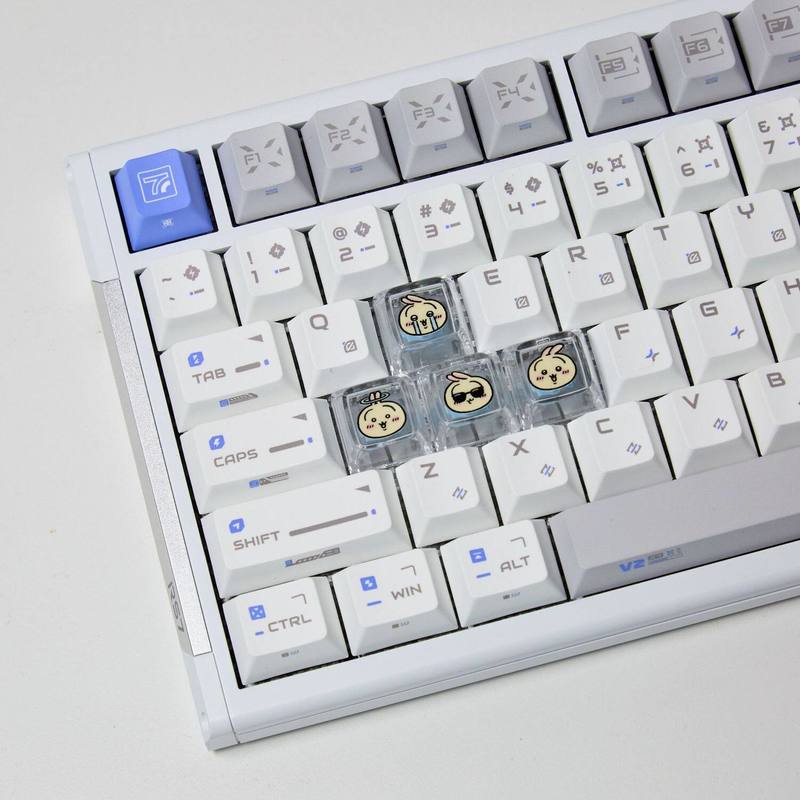 Chiikawa 4 Adet El Yapımı Şeff - Gaming Keyboard Backlit incelemesi ve fiyatı